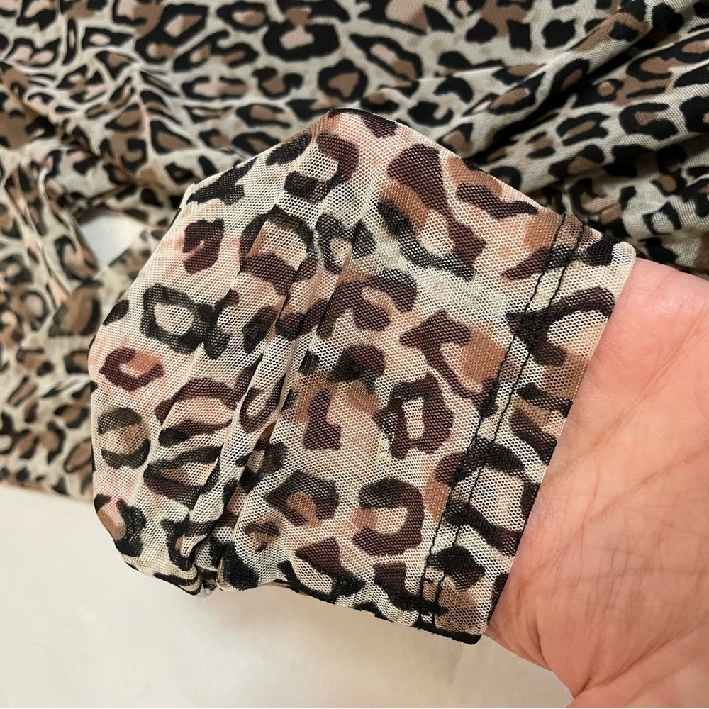 NWT New $69 Adrianna Papell Animal Print Turtleneck Mesh Long Sleeve Top Size L - Picture 10 of 11